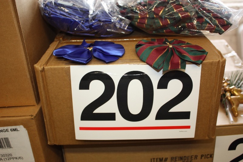 2250 Large Wreath Bows - Royal and Stripe