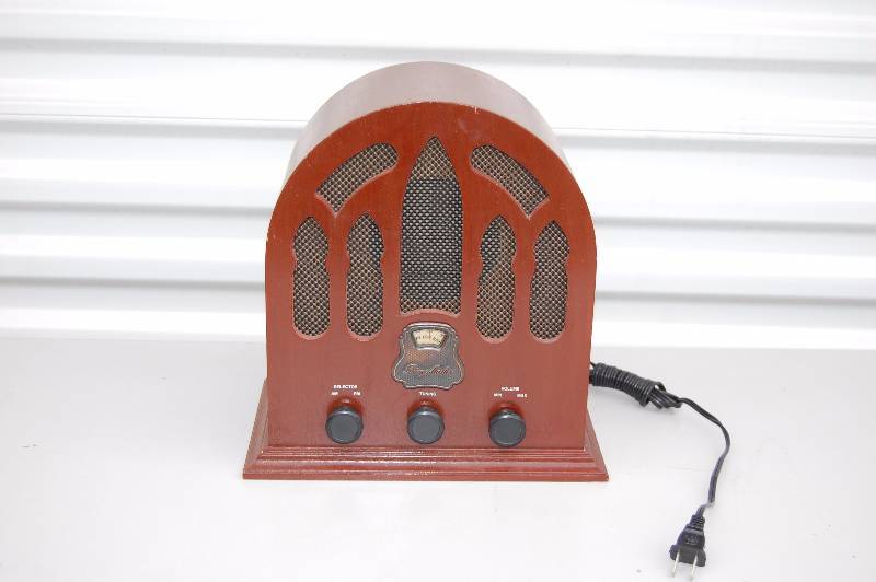 Old Timey Looking Radio