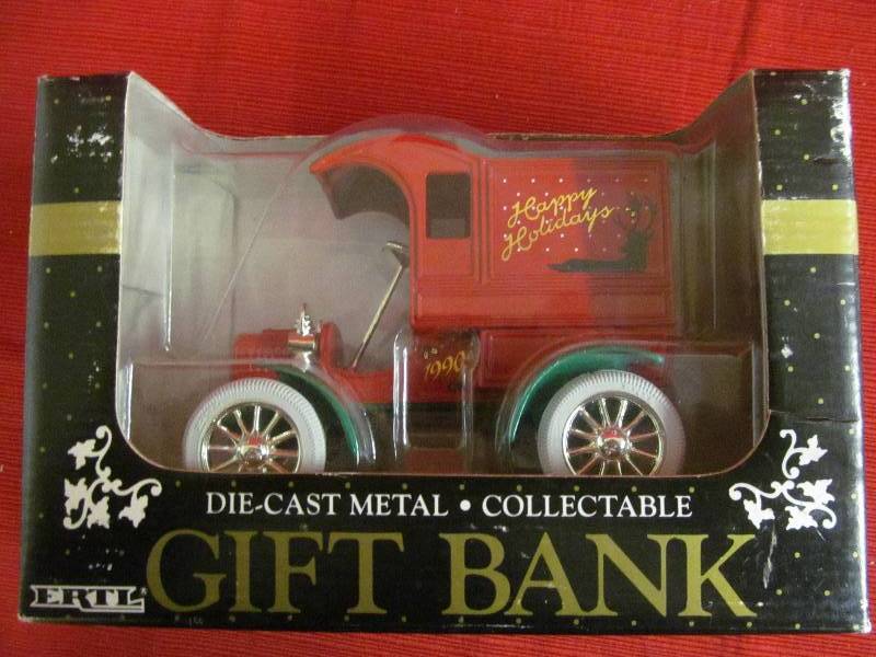 lot 1 image: Ertl  Die cast metal bank