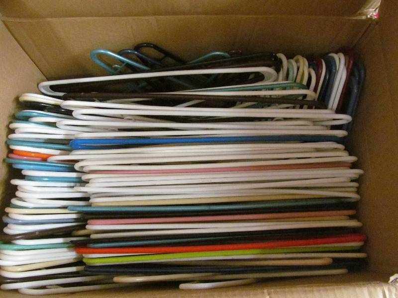 lot 80 image: hangers