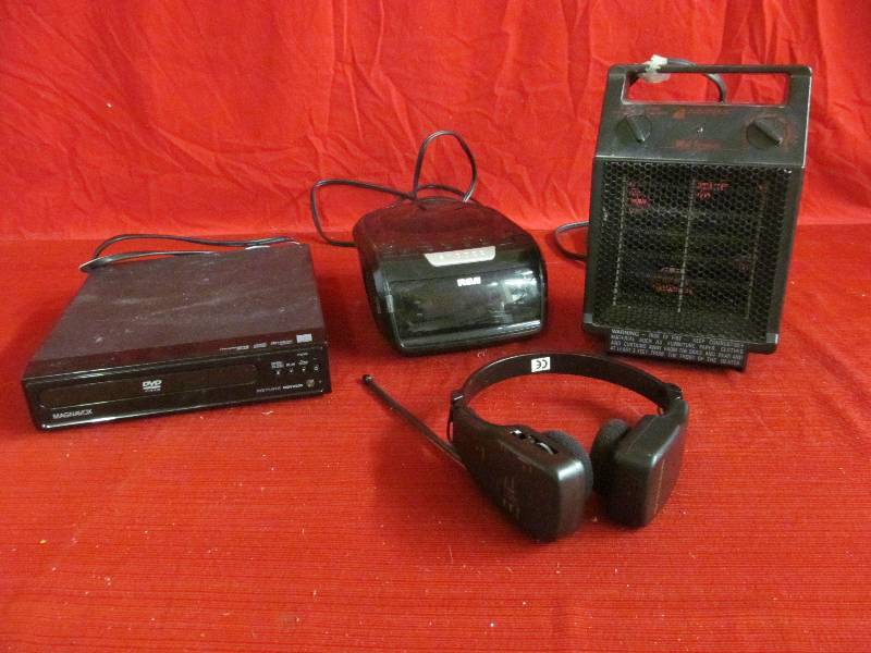 lot 92 image: electronics