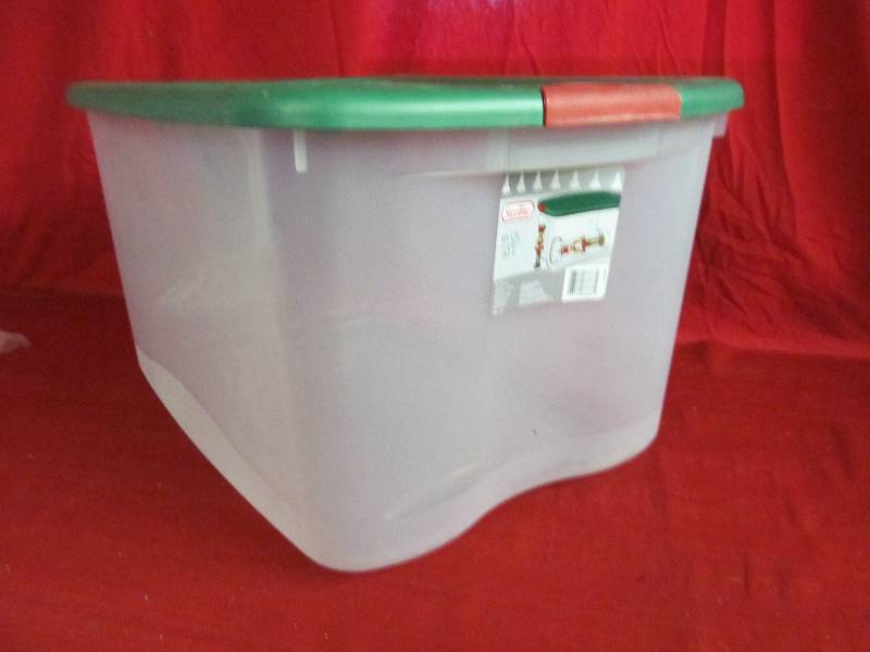 lot 96 image: Sterilite Tote