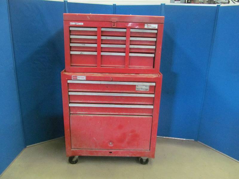 lot 125 image: tool chest