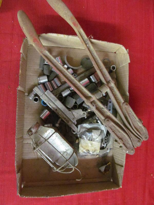 lot 143 image: tools