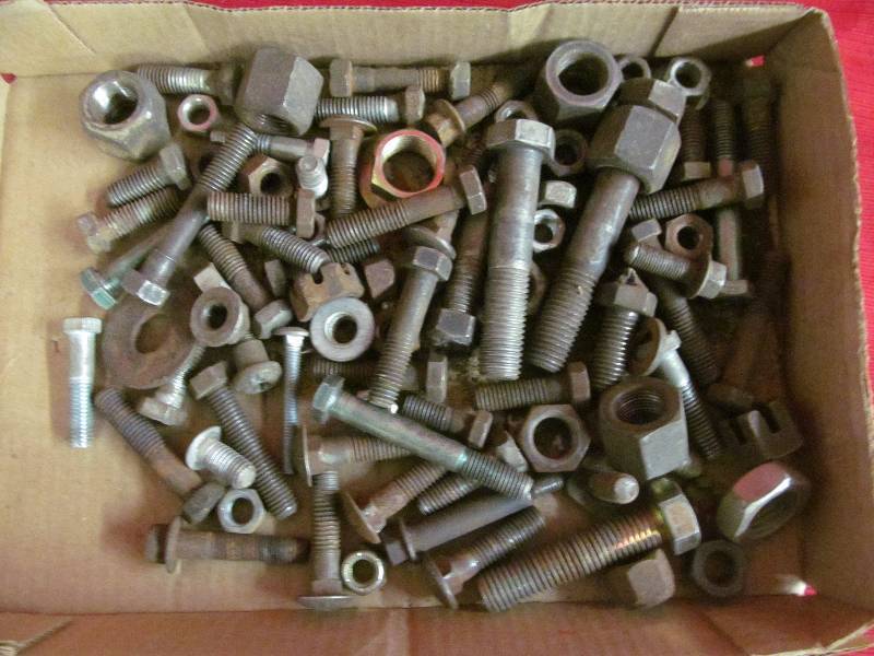 lot 150 image: fasteners