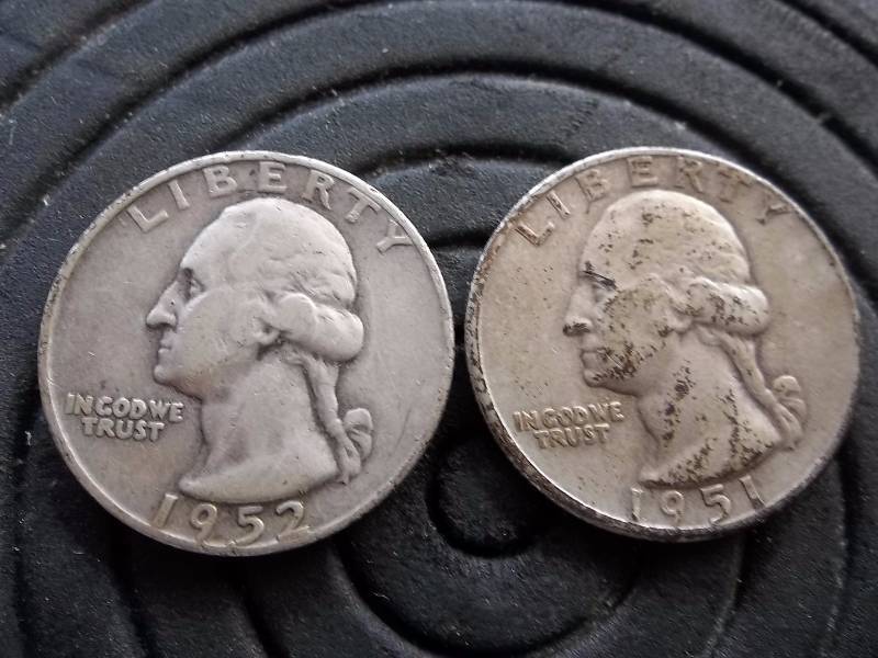 2-Washington Quarters 1951 D, 1952 D