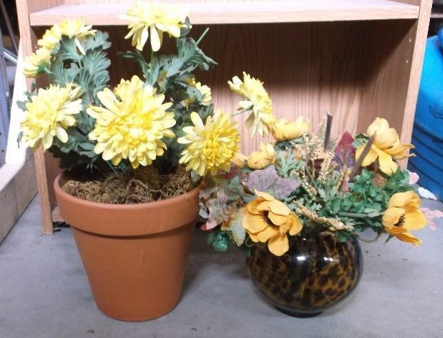 Flower Pot And Decorations