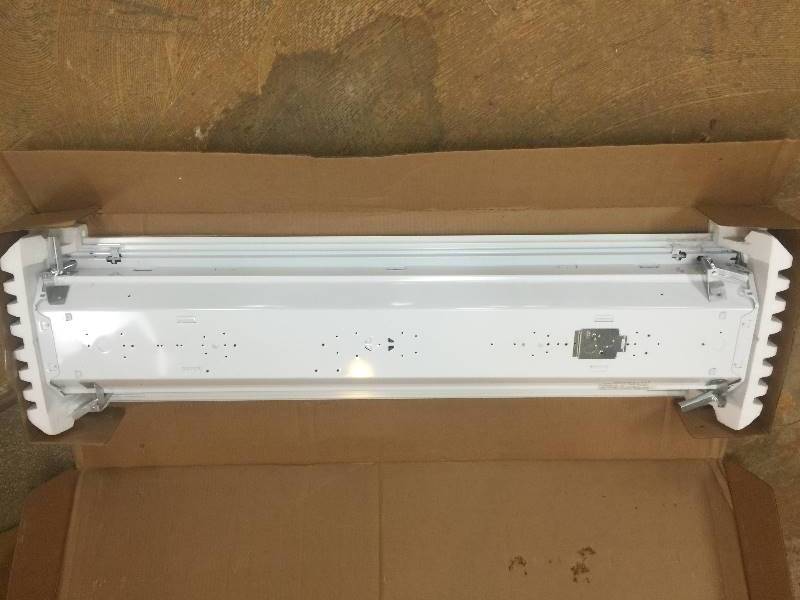 Lithonia Lighting  2-Light White Flanged Fluorescent Troffer New
