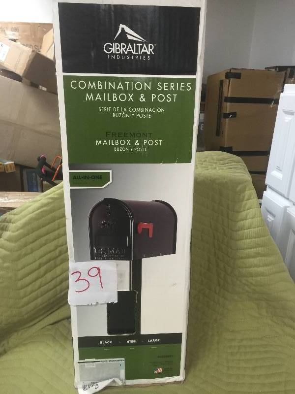 Gibraltar Mailboxes  Freemont Post-Mount Mailbox and Post Kit, Black New