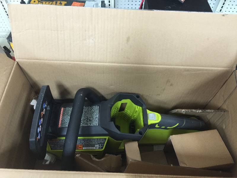 Ryobi 14 in. 40-Volt Brushless Cordless Chainsaw - Battery and Charger Not Included used in working conditions