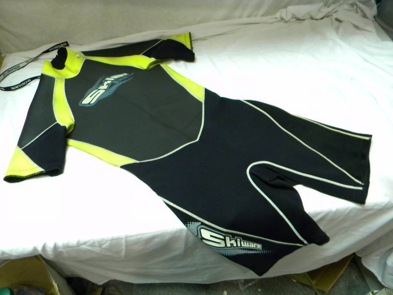 Coed Wet Suit