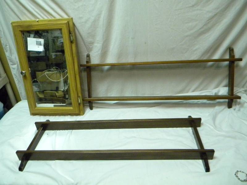 Bathroom Shelving Lot