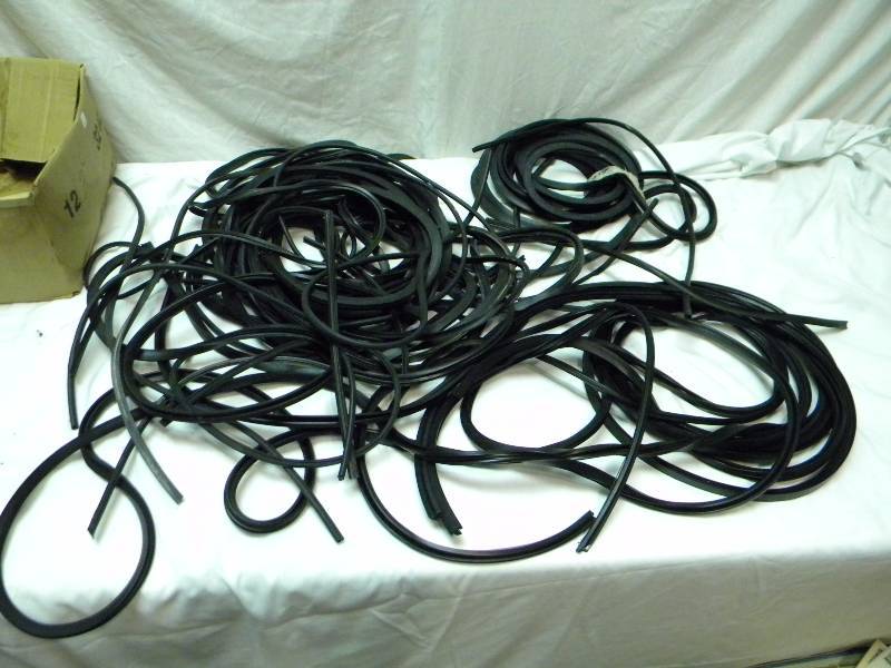 Auto Glass Rubber Mouldings