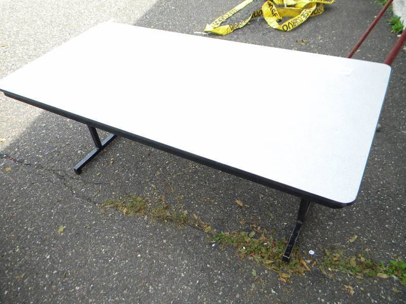 Banquet Table