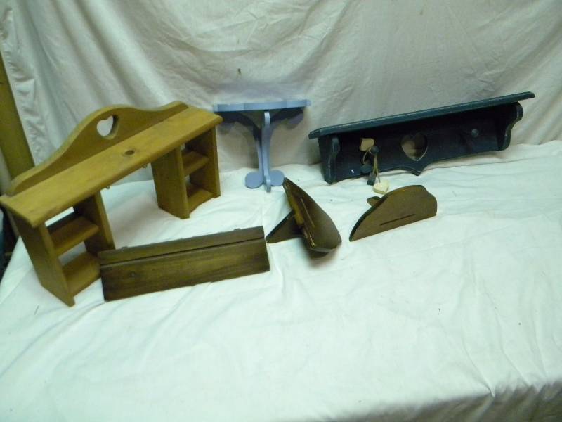 Wooden Shelf Lot