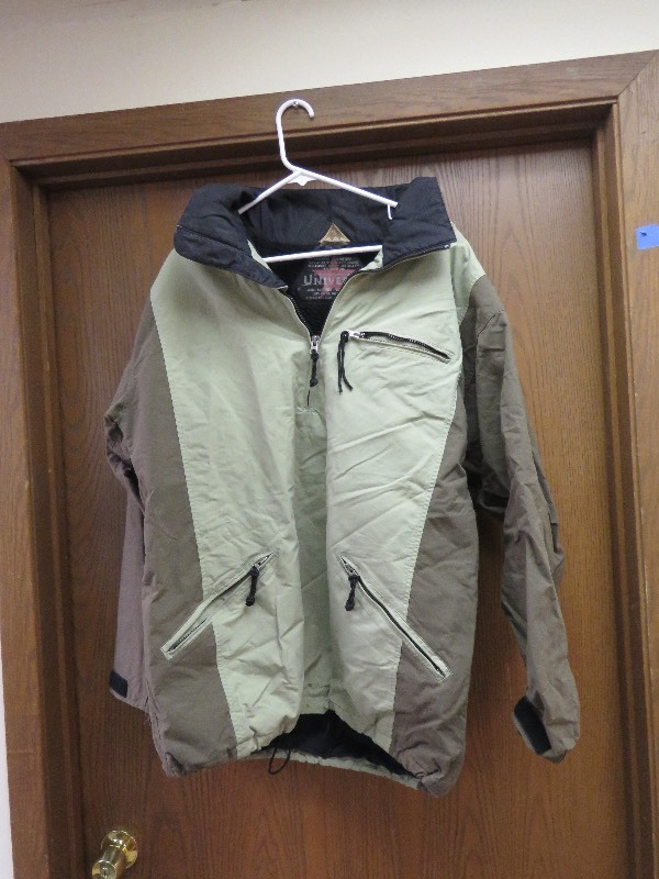 Snowboarders Pullover Jacket