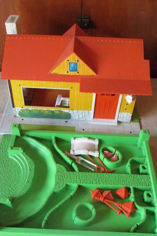 Vintage Tin House