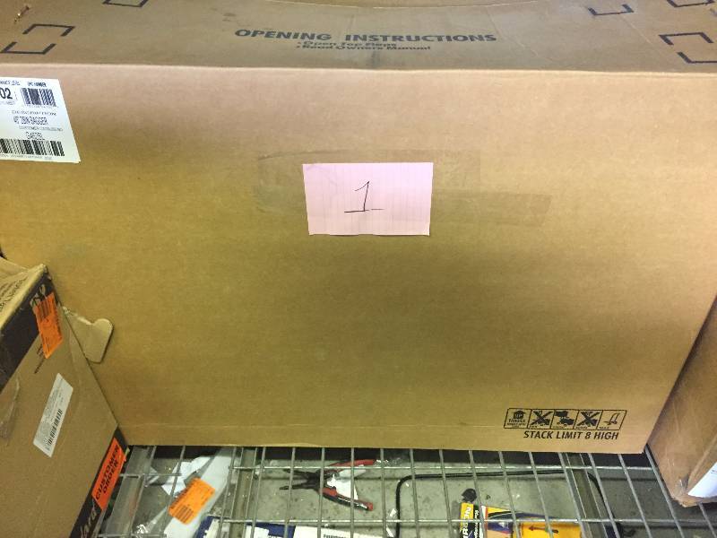 lot 1 image: Ariens Lawn Equipment Parts 46 in. 2-Bin Soft Bagger  New