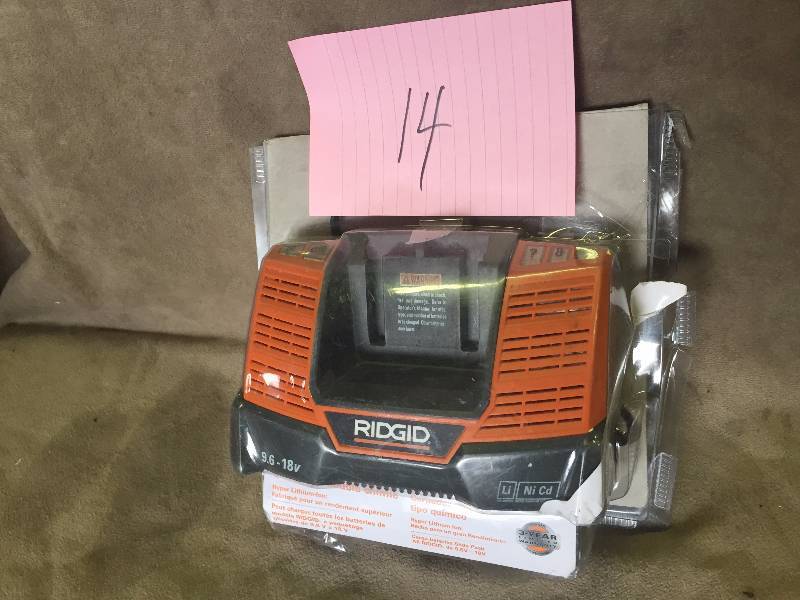 lot 14 image: RIDGID X4 18-Volt Dual Chemistry Charger