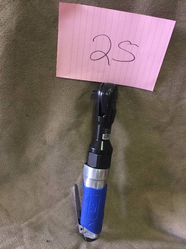 lot 25 image: CH 38 in Air Ratchet