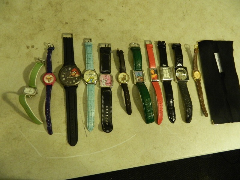 lot 8 image: Assorted Watches