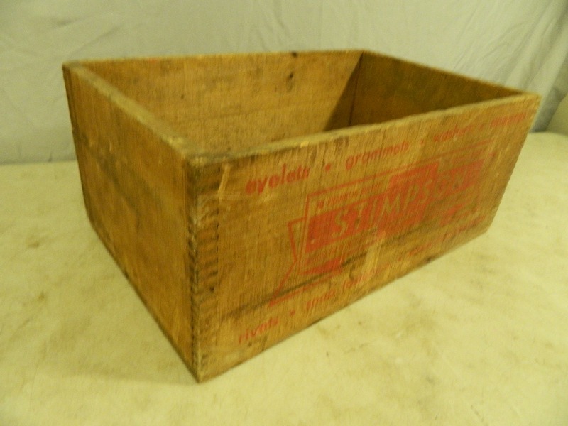 lot 16 image: Old Wood Advertising Box