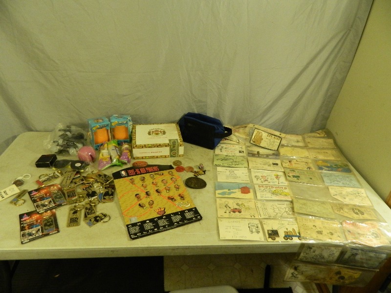 lot 36 image: Collectibles