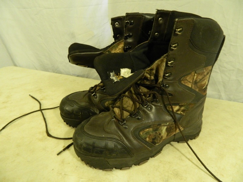 lot 58 image: Mens Irish Setter Boots
