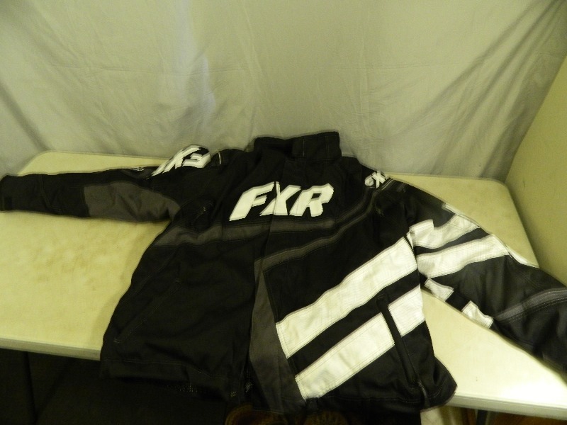 lot 71 image: FXR Snowmobile Cold Cross Jacket