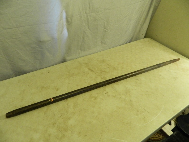 lot 83 image: Solid Steel Digging Bar