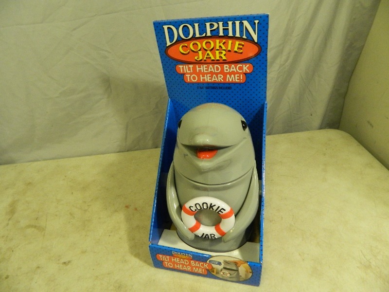 lot 88 image: New Dolphin Talking Cookie Jar