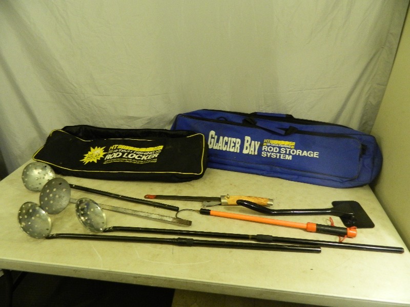 lot 94 image: 2 Ice Fishing Rod Bags and Accessories