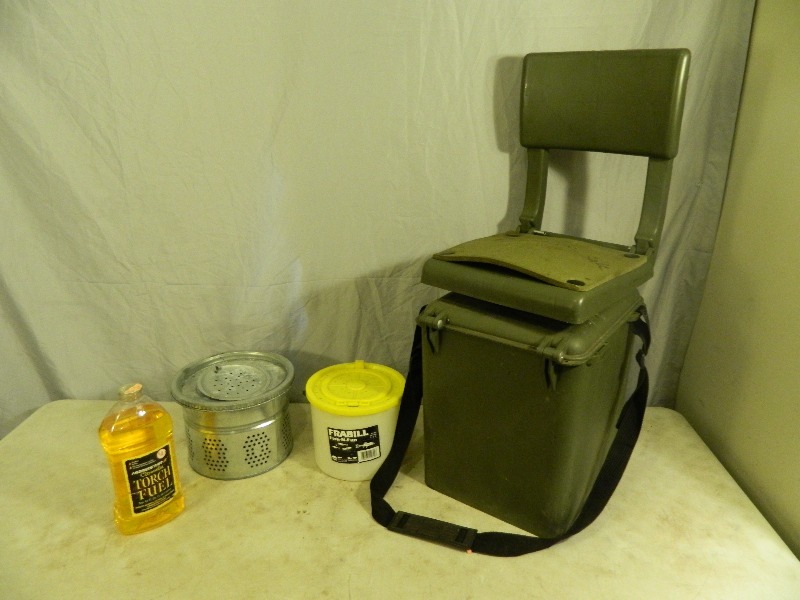 lot 97 image: Hunting Fishing Chair with Storage and More