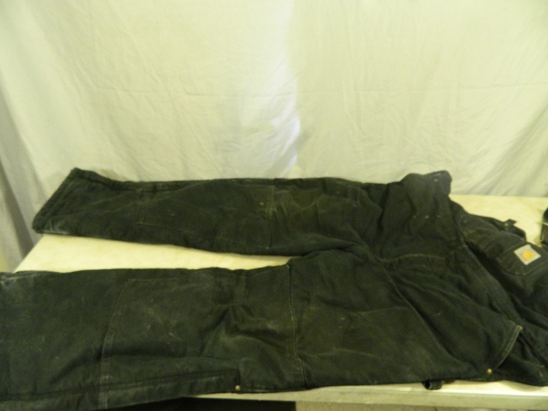 lot 121 image: Carhartt Bibs