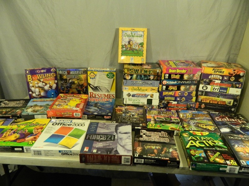 lot 153 image: Huge Lot of Mostly New Software and Games