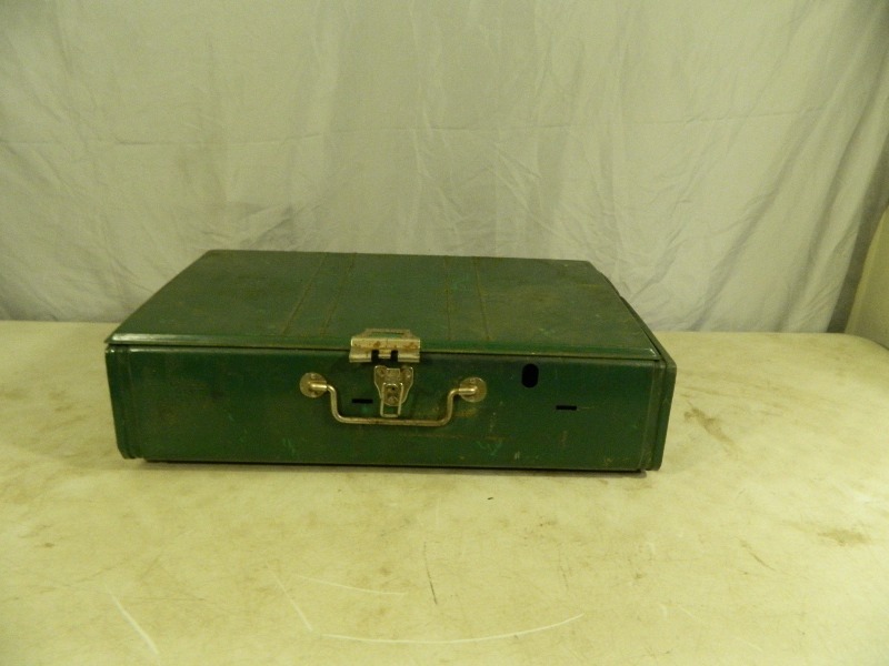 lot 183 image: Coleman Camp Stove