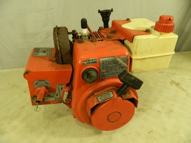 lot 210 image: Gas Engine