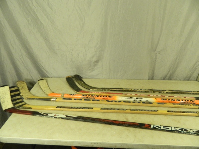 lot 180 image: Assorted Hockey Sticks