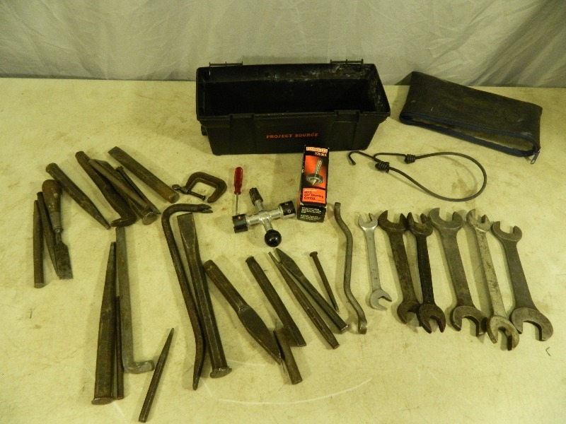 lot 224 image: Assorted Tools