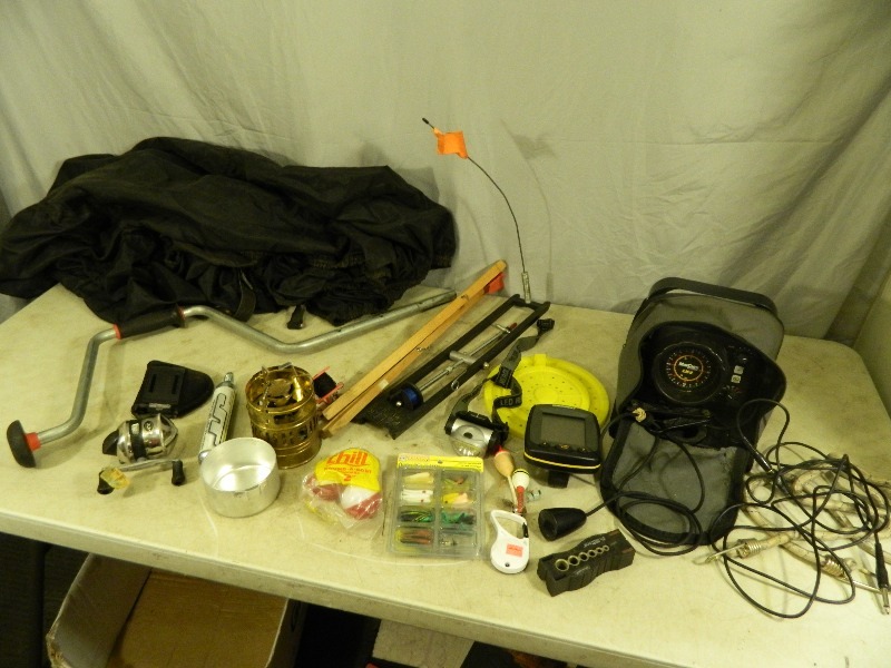 lot 232 image: Fishing Items