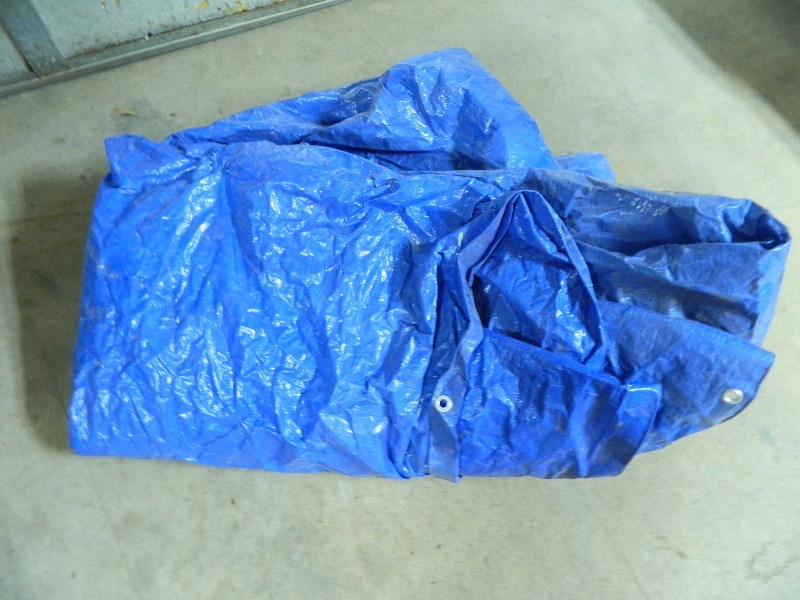 lot 248 image: Large Tarp