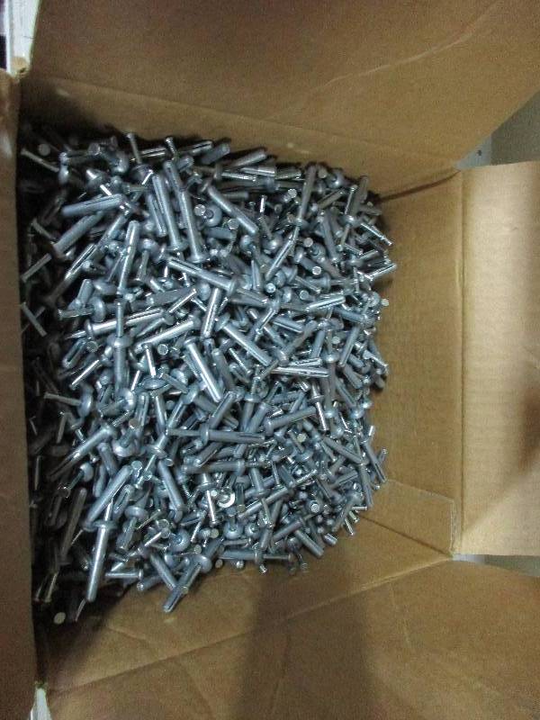 lot 16 image: Nail anchors