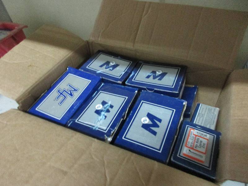 lot 24 image: 38 bolts