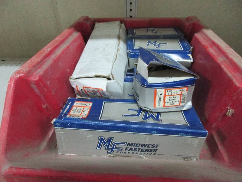 lot 25 image: 1 bolts