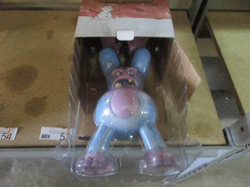 lot 53 image: Figurine