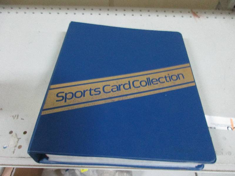 lot 93 image: Football cards