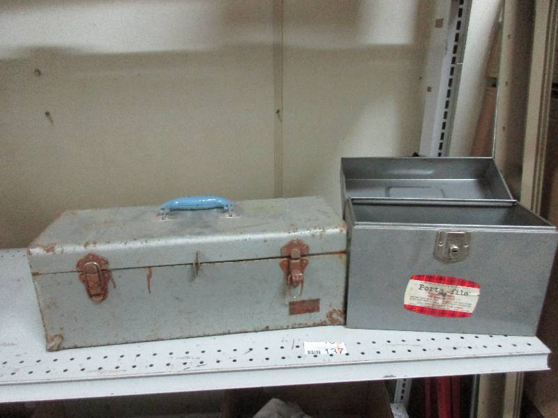 lot 137 image: Toolboxes and tools
