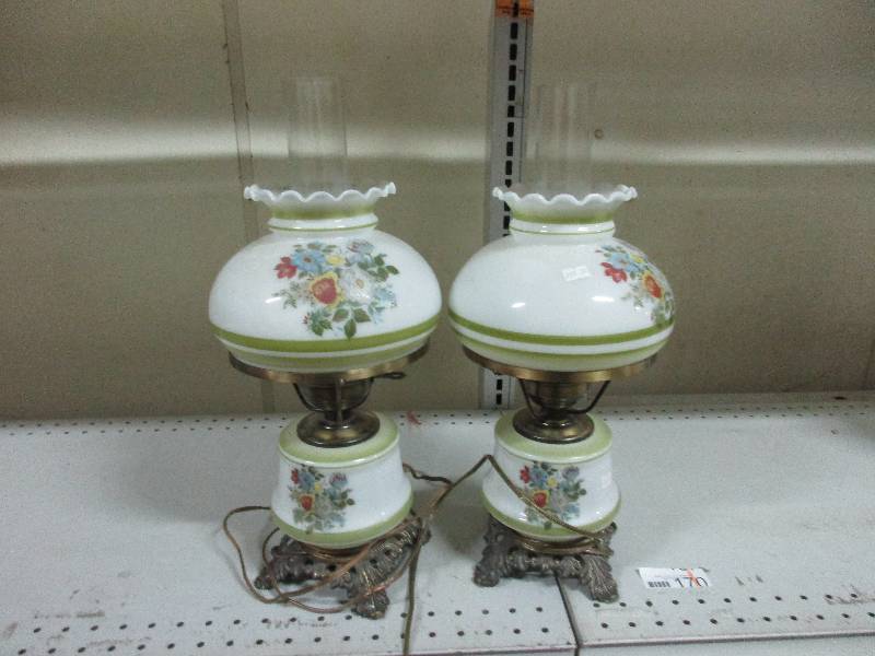 lot 170 image: Lamps