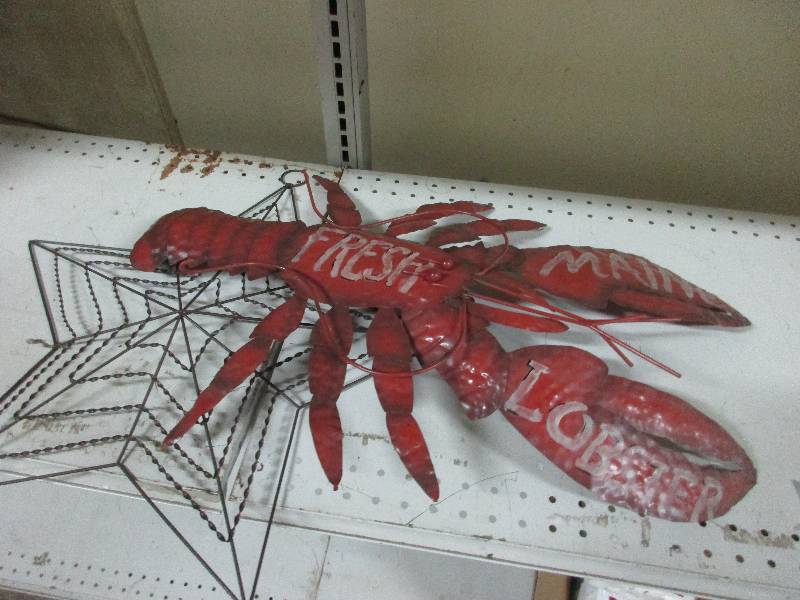 lot 171 image: Tin Lobster sign