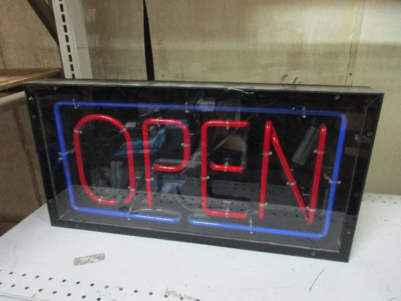 lot 172 image: Open Sign
